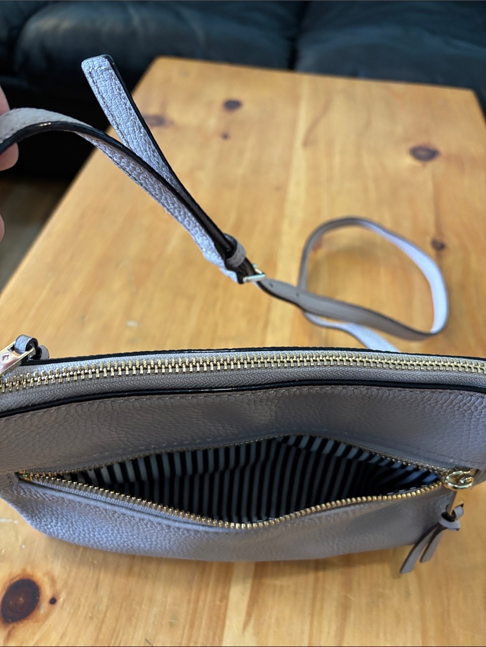 ♠️KATE SPADE - Jackson Street Gabriele Bag - Picture 8 of 15